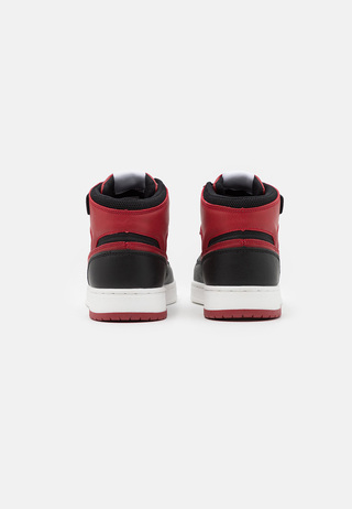 Levis Block White-Red (Virv0012t)