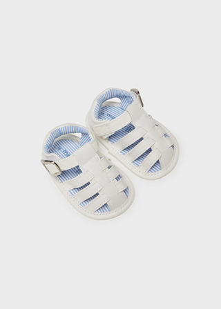 Mayoral hugging shoe 09509-040 white